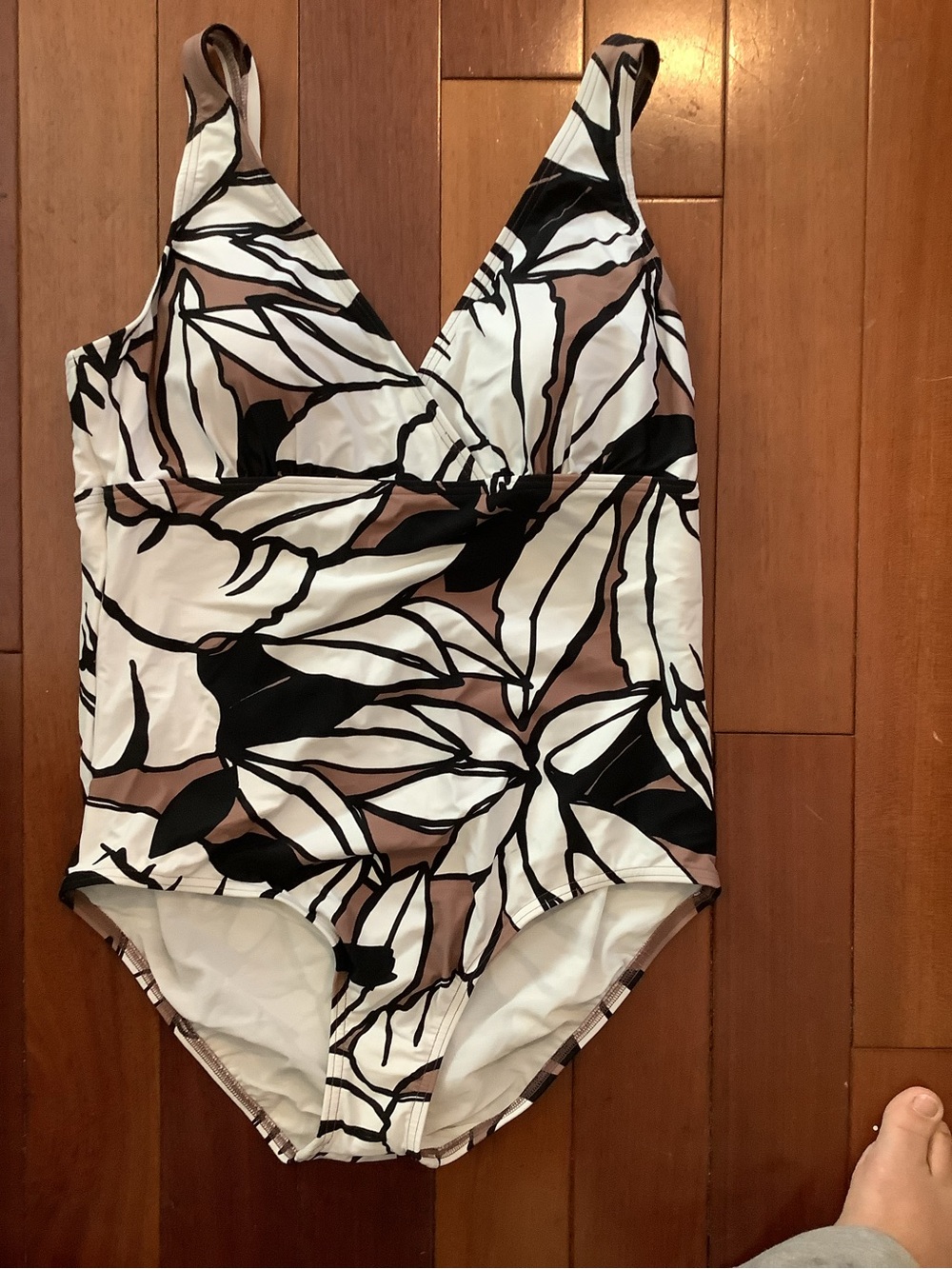 Lands' End White One-Piece Swimsuit with Black & Brown Floral Large 14-16 NWT